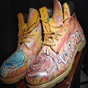 Custom painted Timberlands